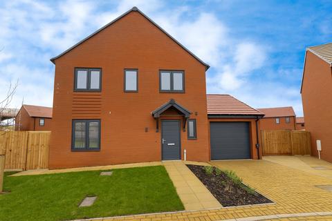 4 bedroom detached house for sale, Eastwood, Bradwell, Great Yarmouth