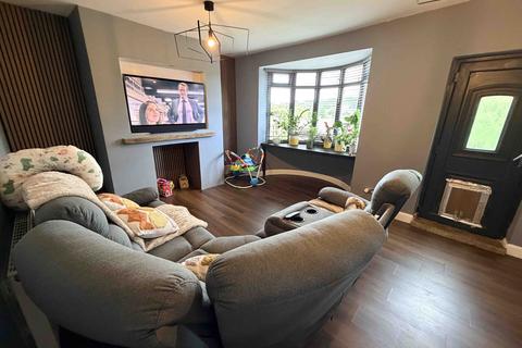 4 bedroom semi-detached house to rent, Mount Pleasant, Houghton Le Spring, Tyne & Wear, DH5