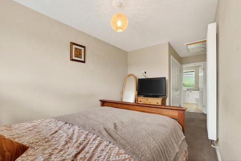 4 bedroom semi-detached house for sale, Norbury Place, Hampton Dene, Hereford, HR1