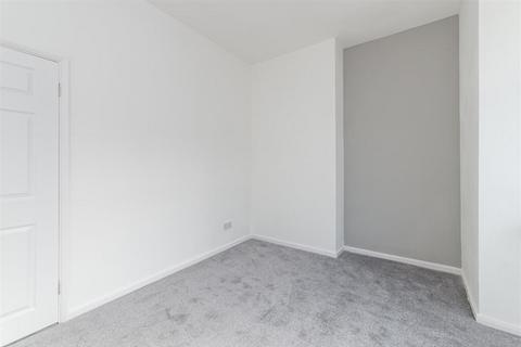 2 bedroom flat to rent, Selbourne Street, South Shields, Tyne And Wear
