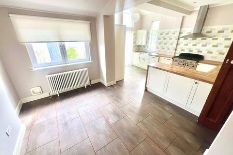 undefined, Merryvale Avenue, Glasgow, G46