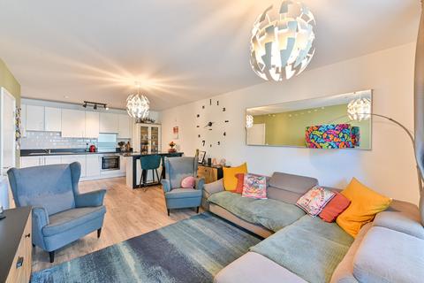 2 bedroom flat for sale, Tudway Road, Kidbrooke, London, SE3