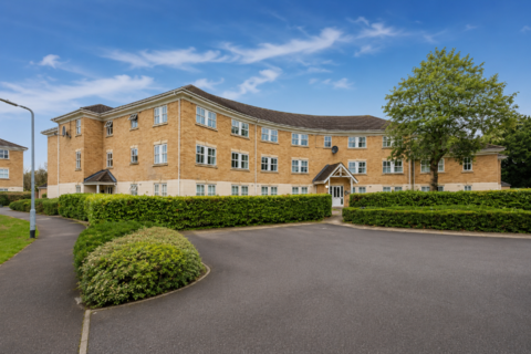 Hurworth Avenue, Slough SL3