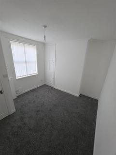 2 bedroom terraced house to rent, Kendal Road, Wallasey, CH44