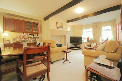 2 bedroom terraced house for sale, Old Road, Horton Bank Top, Bradford, BD7