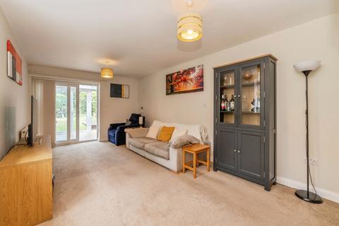 3 bedroom bungalow for sale, Lambs Lane South, RAINHAM, Essex, RM13