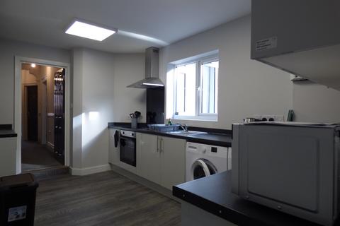 1 bedroom in a house share to rent, Monks Road, Lincoln,