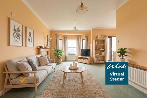 2 bedroom ground floor flat for sale, Moyle Court, Hythe CT21