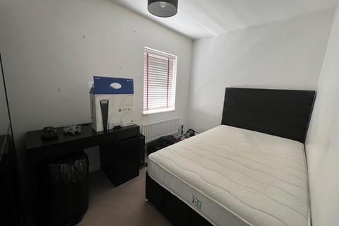 2 bedroom house to rent, Queensgate, AYLESBURY