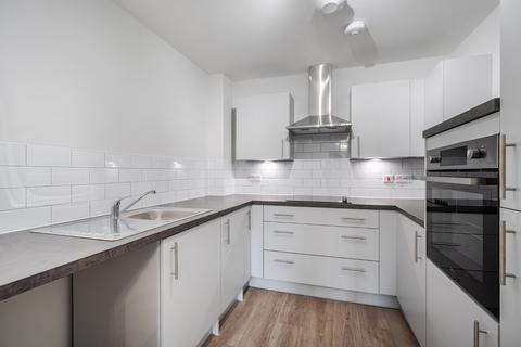 2 bedroom retirement property for sale, Broadwater Road, Romsey, Hampshire, SO51