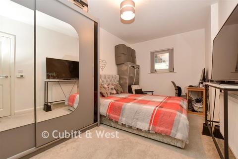 undefined, London Road, Wallington, Surrey