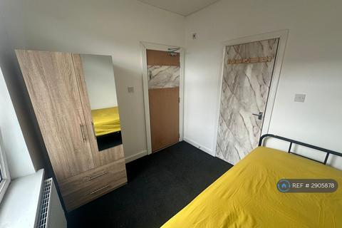 1 bed house for rent in Holly St, Wakefield, WF2