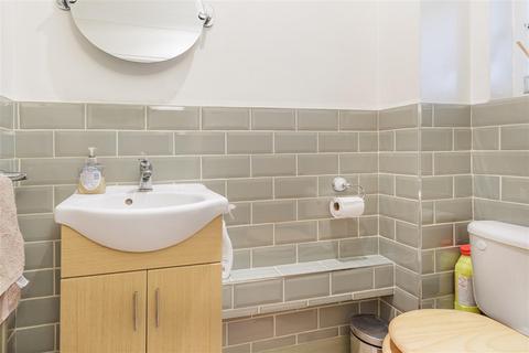 3 bedroom terraced house for sale, The Magpies, Epping Green, Epping