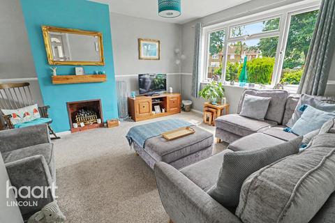 2 bedroom semi-detached house for sale, Scampton Avenue, Lincoln