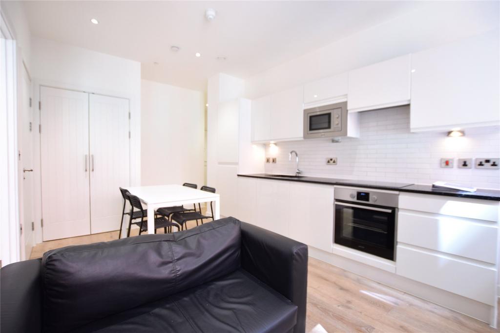 Apartment in Reading, Coley - View 2