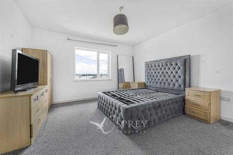 Flat to rent, Vicarage Farm Road, Peterborough PE1