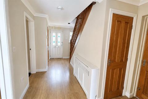 4 bedroom detached house for sale, Carlyle Drive, Dumfries and Galloway DG1