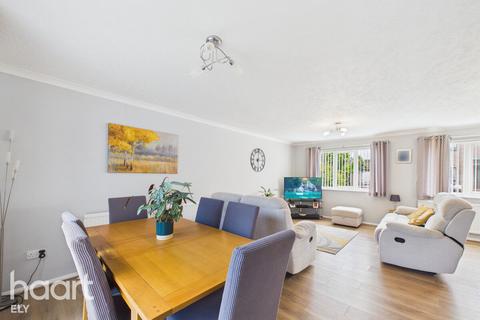 4 bedroom detached house for sale, Snowberry Way, Soham