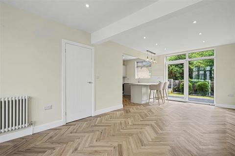 3 bedroom house for sale, Trentham Gardens, Nottingham