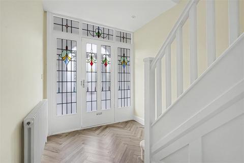 3 bedroom house for sale, Trentham Gardens, Nottingham