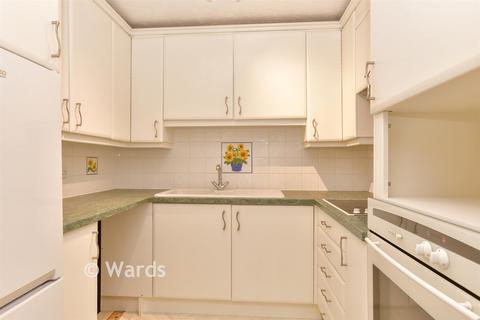 1 bedroom flat for sale, Barkers Court, Sittingbourne, Kent