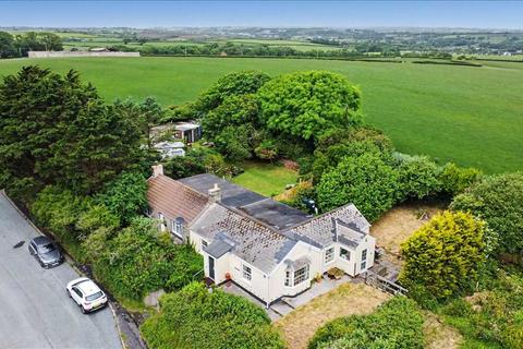 2 bedroom semi-detached bungalow for sale, Windyridge, Portclew Road, Freshwater East