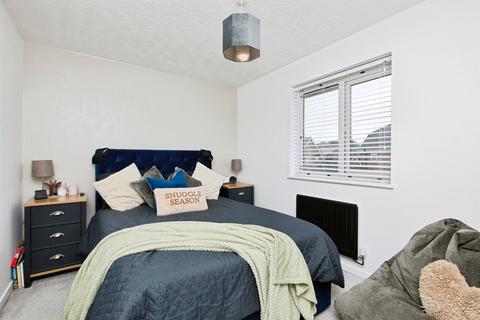 2 bedroom terraced house for sale, Temple Close, BURTON-ON-TRENT
