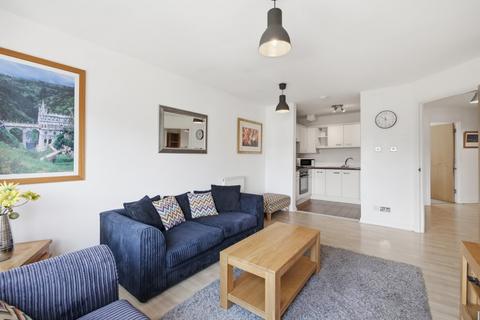 2 bedroom flat for sale, 11/13 Albion Gardens, Edinburgh, EH7