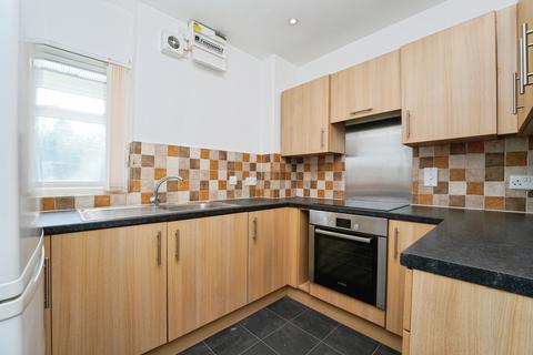 2 bedroom maisonette for sale, Perry Orchard, Upton St. Leonards, Gloucester, Gloucestershire, GL4