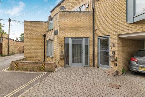 1 bedroom duplex for sale, Greens Road, Cambridge CB4