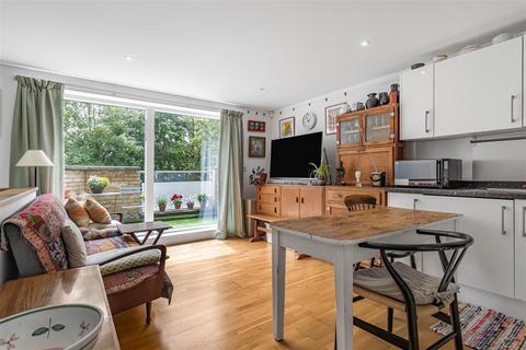 1 bedroom duplex for sale, Greens Road, Cambridge CB4