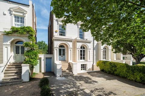 4 bedroom semi-detached house for sale, Park Hall Road, London SE21