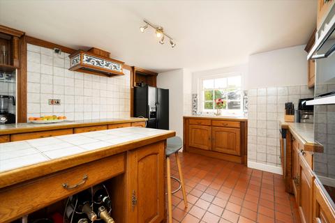 4 bedroom semi-detached house for sale, Park Hall Road, London SE21