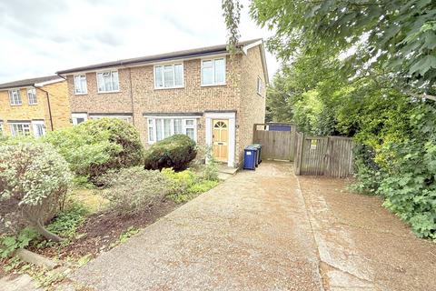Newlands Place, Barnet EN5