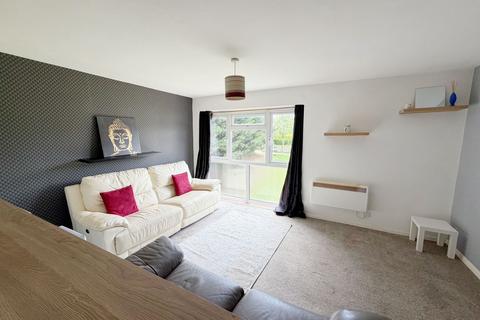 1 bedroom flat for sale, Riverside Close, Bedford MK42
