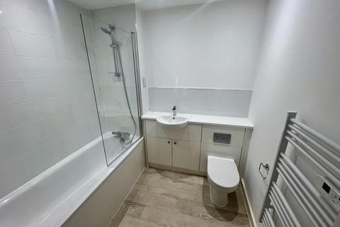 1 bedroom penthouse to rent, 603 Armstrong House, Fletton Quays, Peterborough