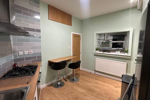 1 bedroom flat for sale, Coldharbour Lane, London SE5