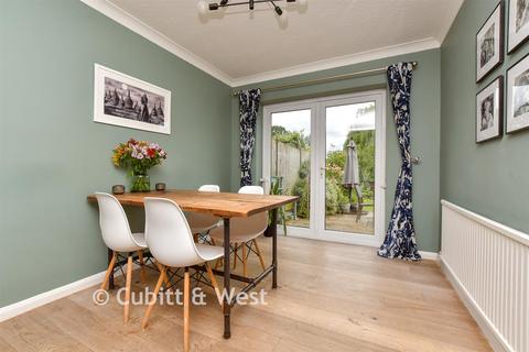 Kingscroft Road, Leatherhead, Surrey