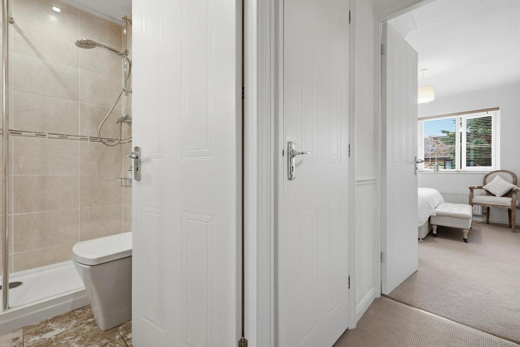 Ensuite