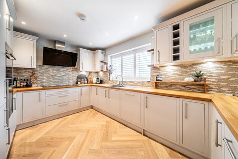 5 bedroom house for sale, Fullers Road, Rowledge, Farnham, GU10