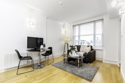 Studio to rent, Hill Street Mayfair W1J