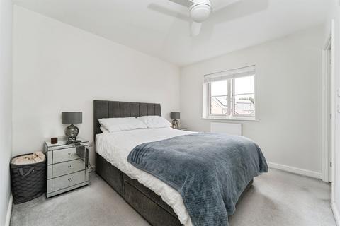 3 bedroom end of terrace house for sale, Mace Road, Mildenhall, BURY ST. EDMUNDS