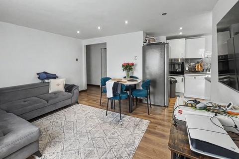 2 bedroom flat for sale, Bury New Road, Moor End Court Bury New Road, M7