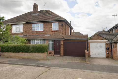 Rushdene Road, Brentwood, CM15