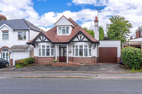 Bungalow - Pennhouse Avenue, Penn, Wolverhampton, West Midlands, WV4