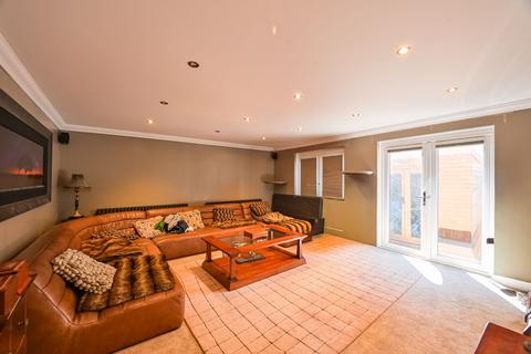 3 bedroom house for sale, Lockesfield Place, Canary Wharf, London, E14
