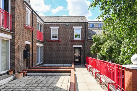 3 bedroom house for sale, Lockesfield Place, Canary Wharf, London, E14