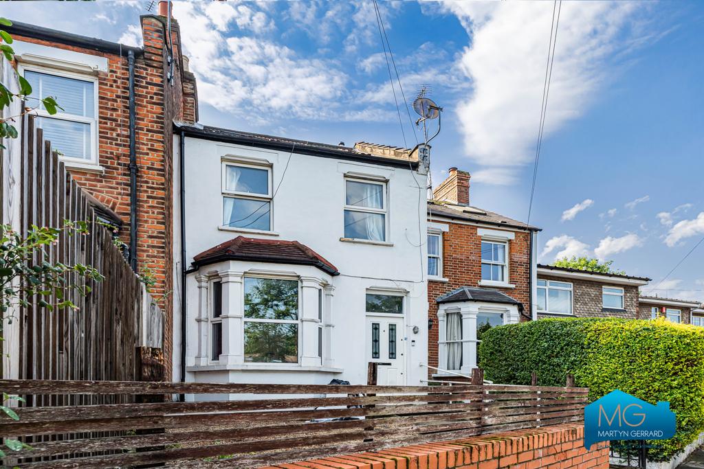 4 bedroom terraced house to rent