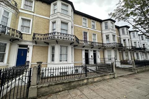1 bed flat/apartment for rent in Camperdown, GREAT YARMOUTH