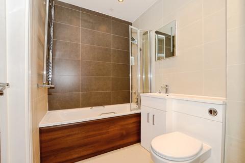 2 bedroom flat for sale, Shirley Road, Enfield, EN2